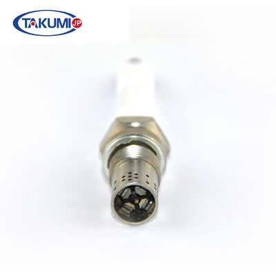কেনা জি 10420 সিরিজ P3.V3 347257 /V5.401824 এর জন্য R10P3 শিল্প উচ্চ পারফরম্যান্স স্পার্ক প্লাগগুলি অনলাইনে উৎপাদন