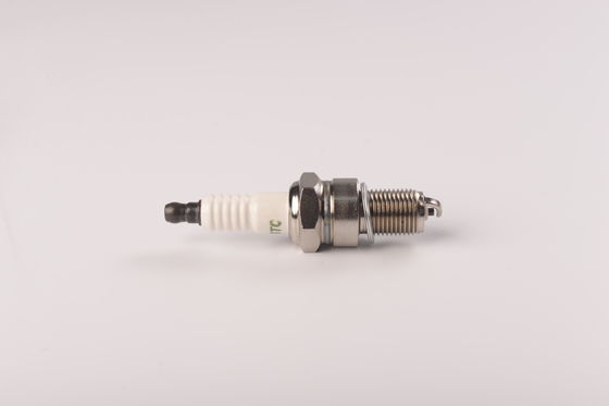 BPR6E BPR6ES11 W20TT W20EPR-U RN9YC 0242235663 এর জন্য বিকল্প স্বয়ংক্রিয় স্পার্ক প্লাগ