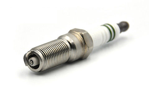 অটোমোবাইল স্পার্ক প্লাগ NGK IFR5A11, DENSO SK16R11, চ্যাম্পিয়ন RC8WYPB4 এর জন্য